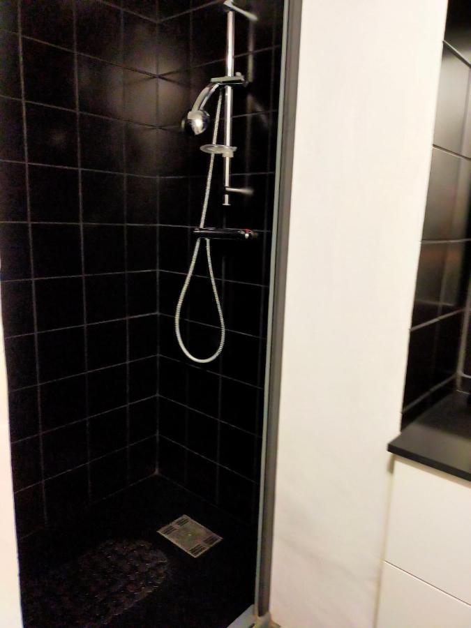 Appartement En Duplex Au 3Ieme Etage Sans Ascenseur Йер Экстерьер фото